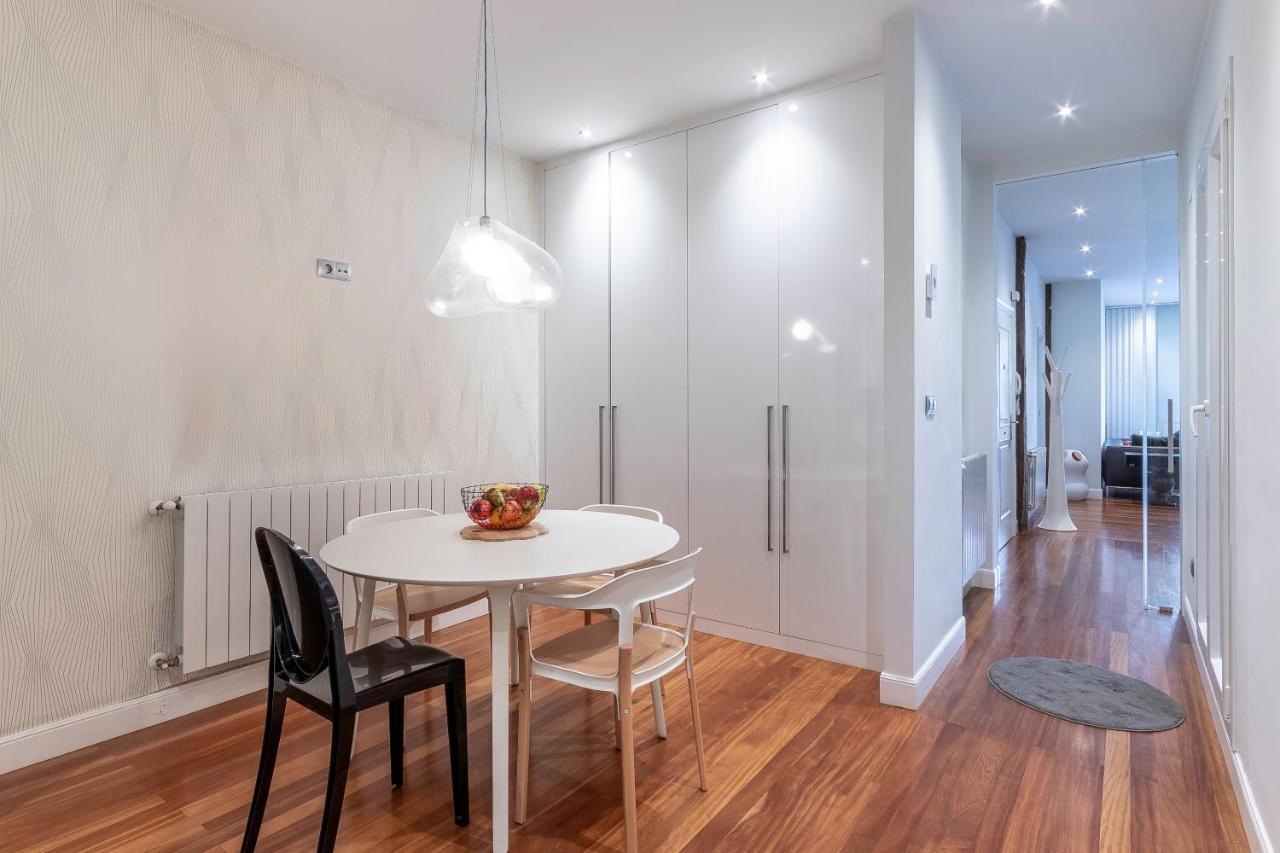 Piso De Diseno Junto Al Casco Viejo Appartement Bilbao Buitenkant foto