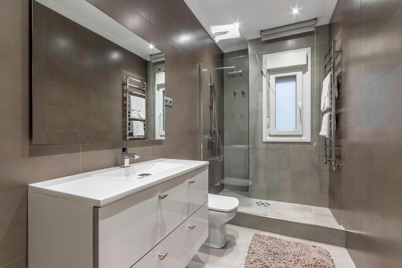 Piso De Diseno Junto Al Casco Viejo Appartement Bilbao Buitenkant foto